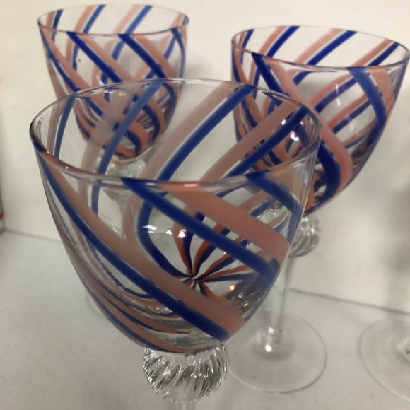 4 EASTERN Blue & Pink Striped Swirl Goblets Wine Glasses Hand Blown Stems - Picture 2 of 2